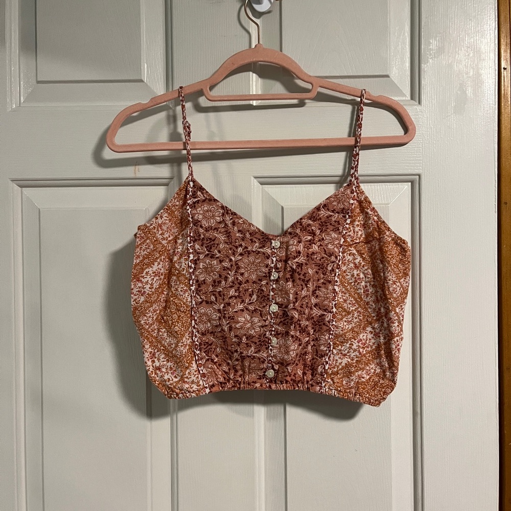 PERFECT CONDITION- Beautiful Pattern Crop Top!